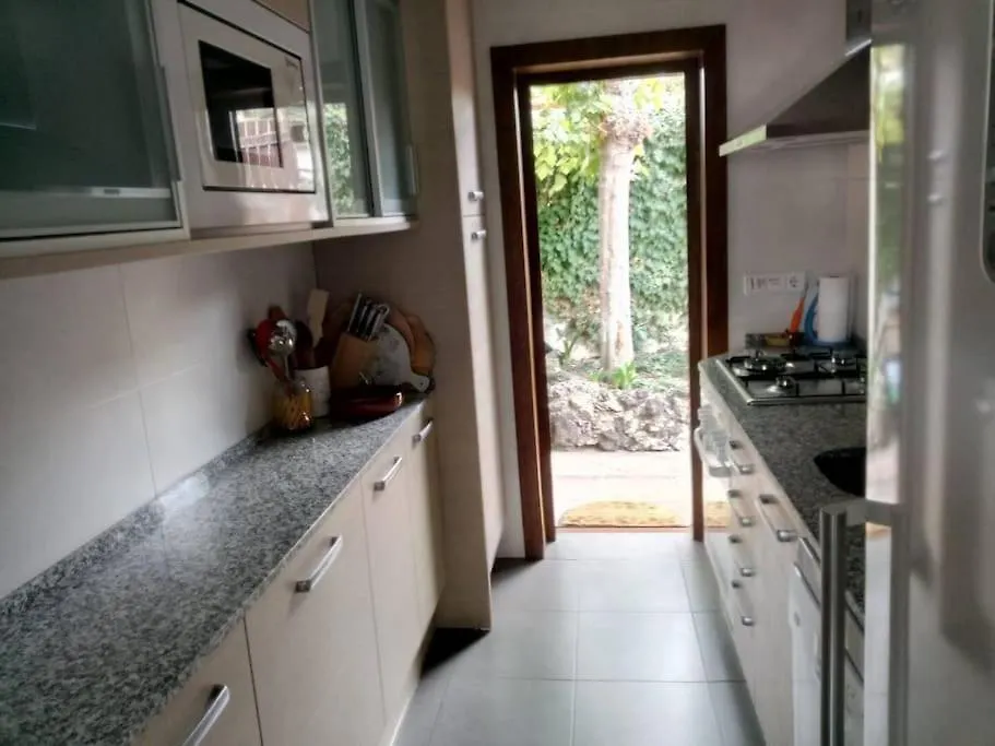Appartement Rez-De-Jardin 3 Chambres A S'Agaro Dans Maison Individuelle Bufaganas